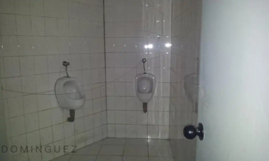 Bany de Local de lloguer en Vigo 