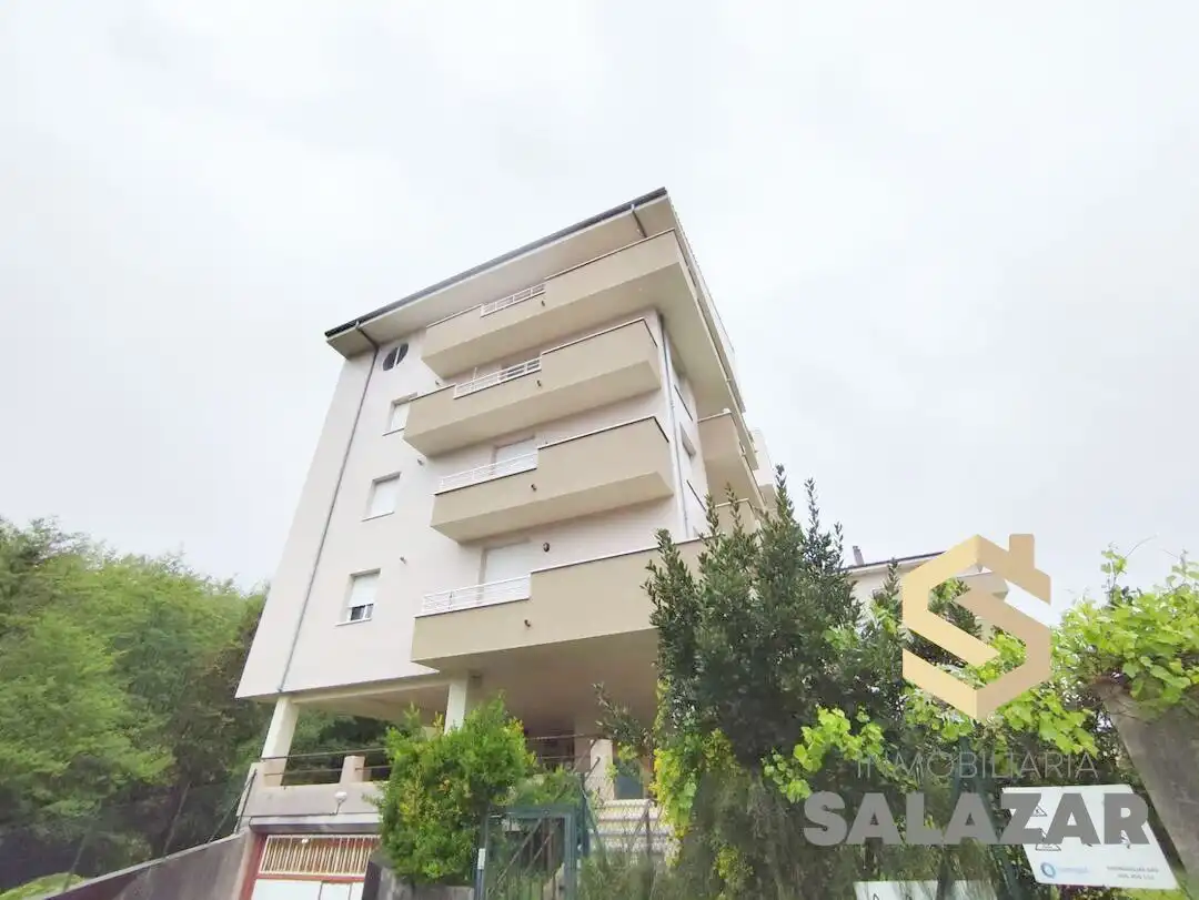 Exterior view of Flat for sale in Castro-Urdiales  with Heating, Terrace and Balcony