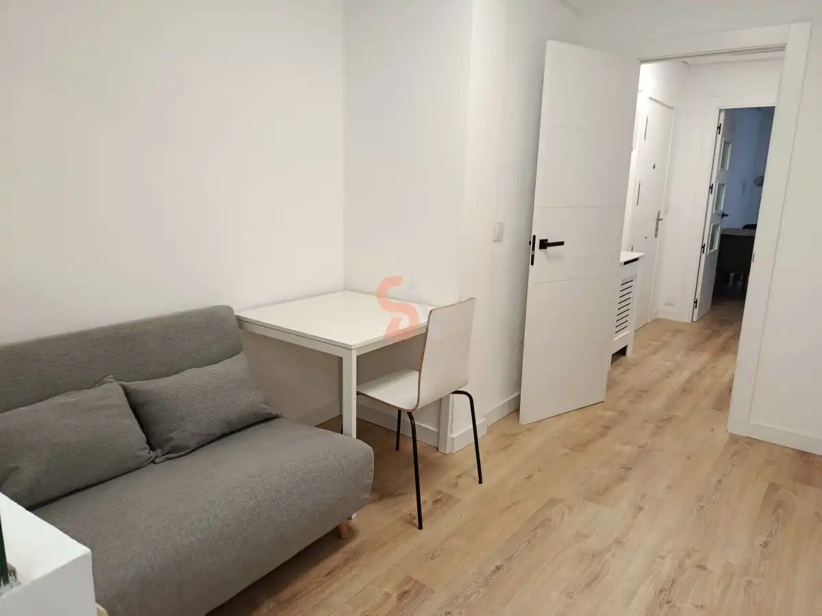 Living room of Flat for rent in Valladolid  with Heating
