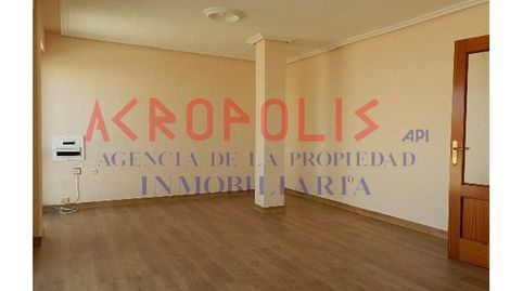 VENTA DE PISO CENTRICO EN BENAVENTE, imatge 4