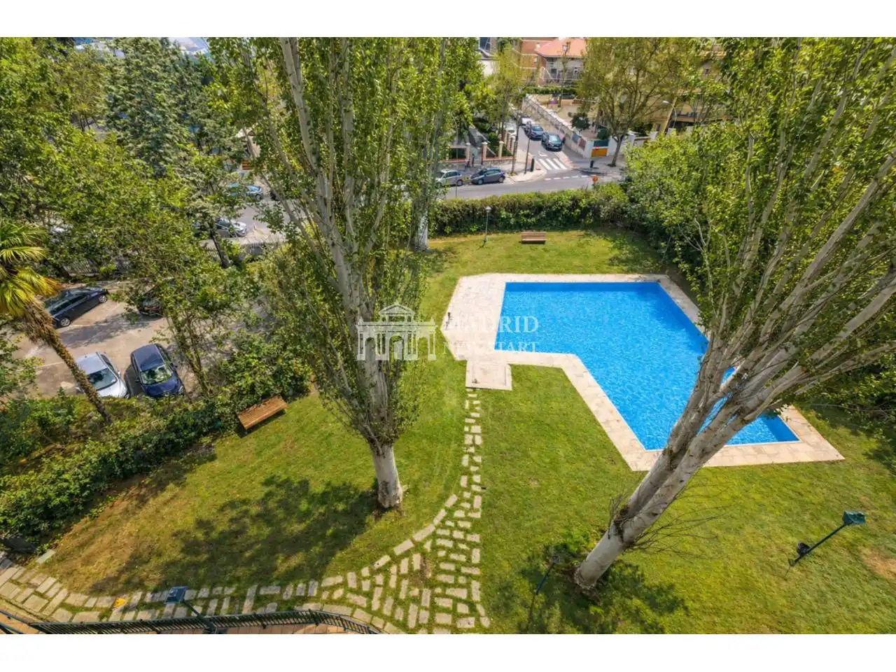 Swimming pool of Flat for rent in Madrid  with Air Conditioner, Heating and Terrace