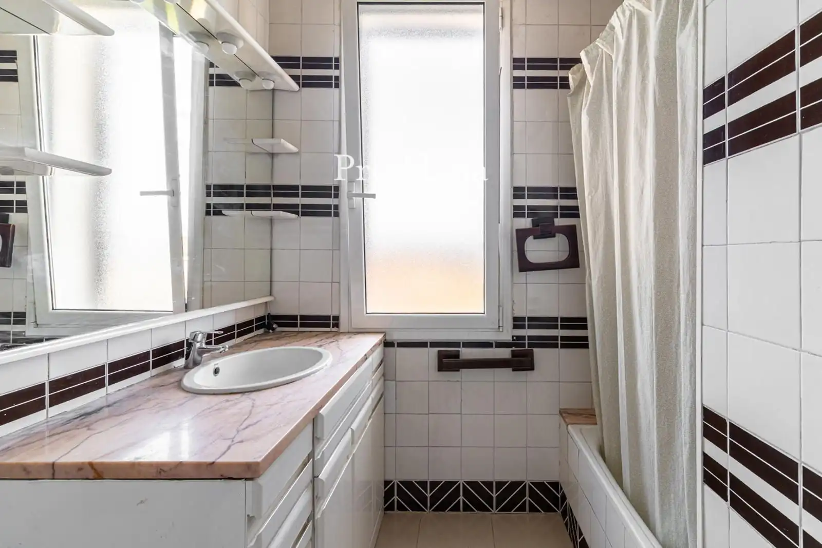 Bathroom of Houses for sale in Sant Cugat del Vallès  with Terrace and Swimming Pool