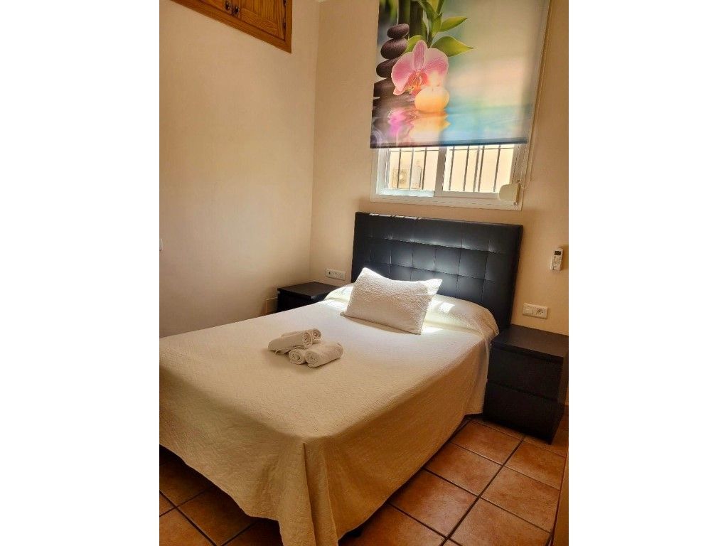 Dormitori de Apartament en venda en Nerja