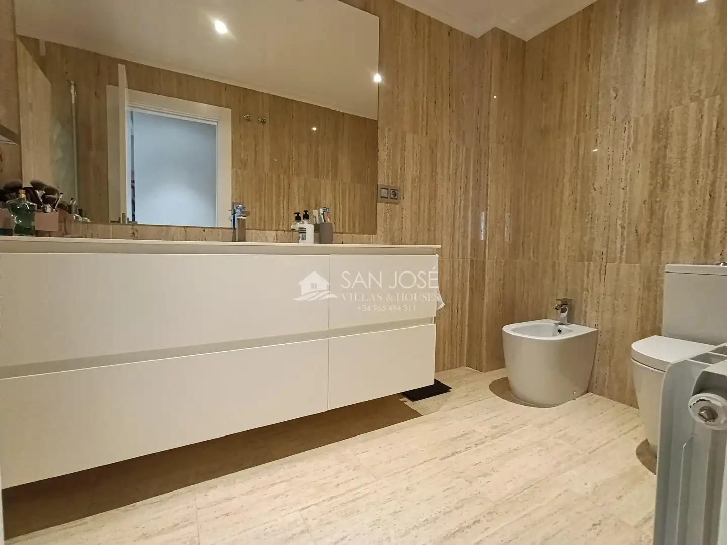 Baño de Ático en venta en Novelda con Aire acondicionado, Calefacción y Balcón