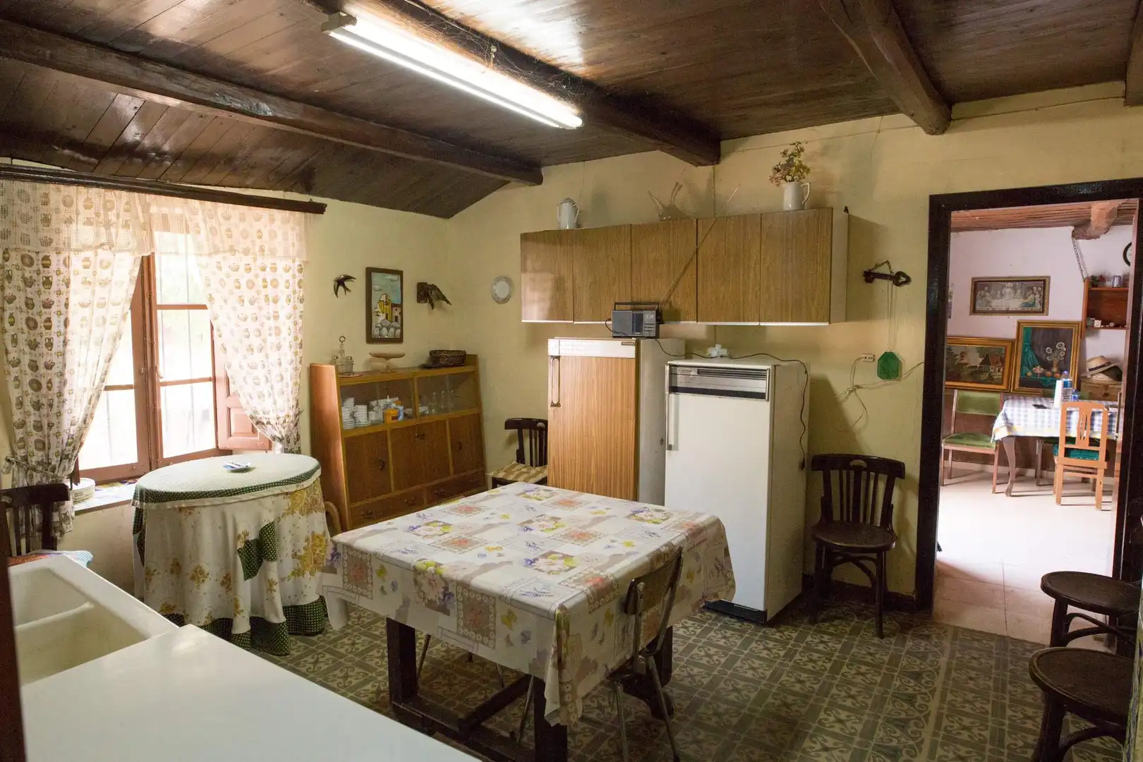 Kitchen of Houses for sale in Gordoncillo  with Heating, Private garden and Storage room