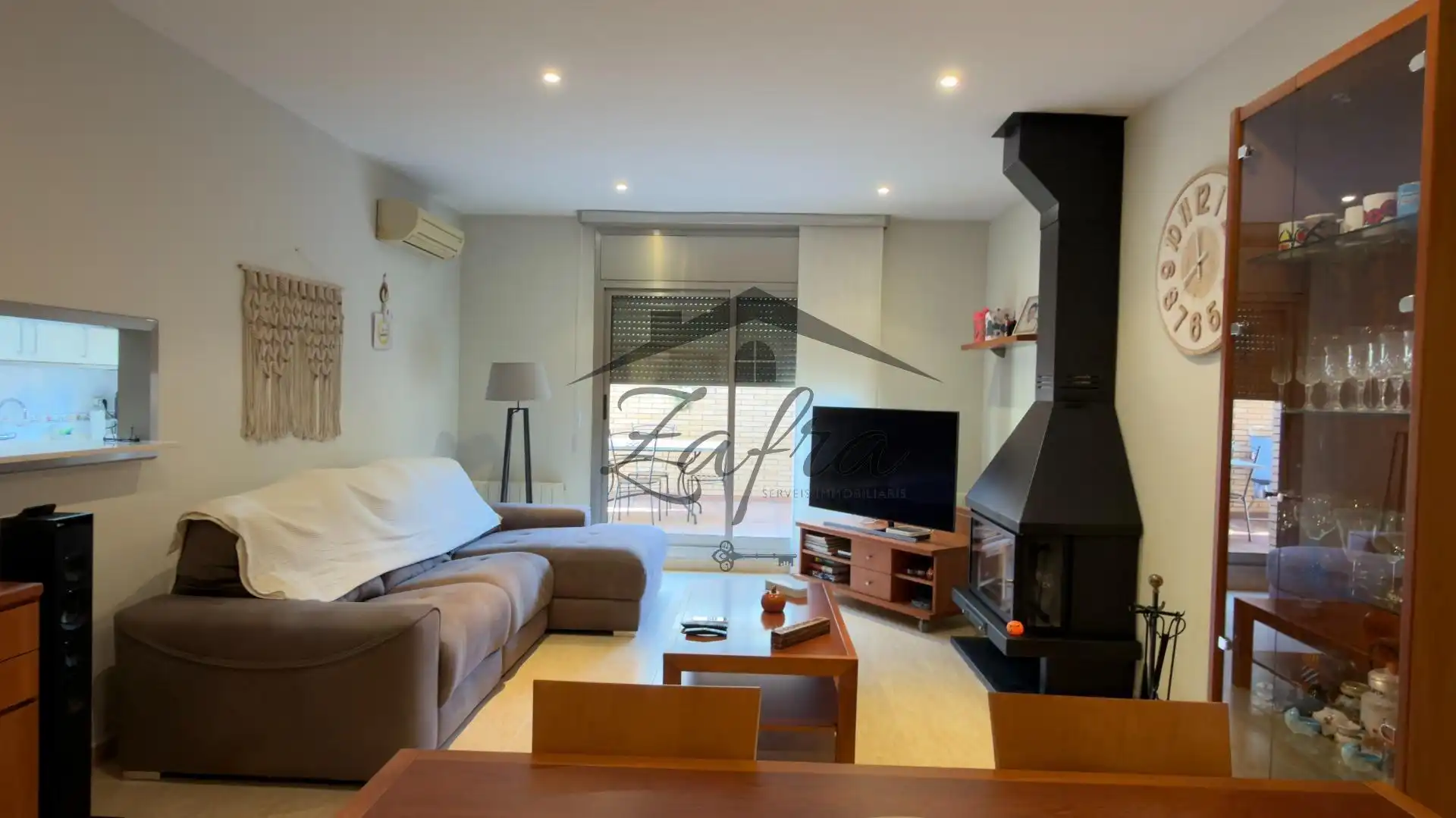 Sala de estar de Casa adosada en venta en Badalona con Calefacción y Terraza