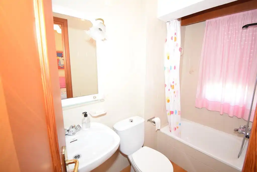 Bathroom of Duplexes for sale in Miño  with Heating, Terrace and Storage room