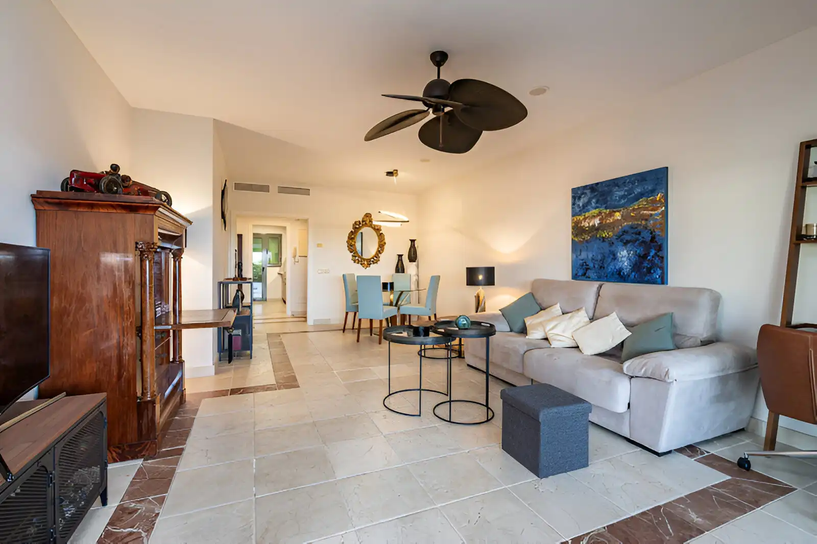 Apartament amb piscina en venda a Estepona Pueblo, imagen 2
