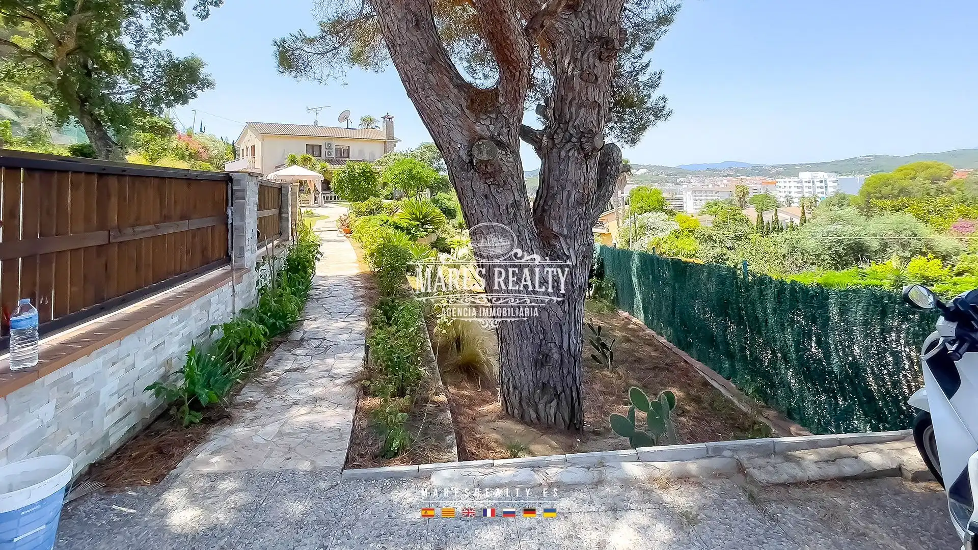 Haus oder Chalet zum Verkauf in Lloret de Mar mit Klimaanlage, Heizung und Privatgarten