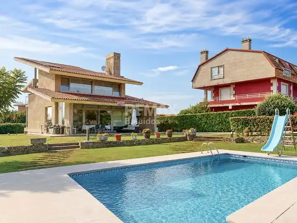 Jardín de Casa o chalet en venta en Vigo  con Aire acondicionado, Calefacción y Jardín privado