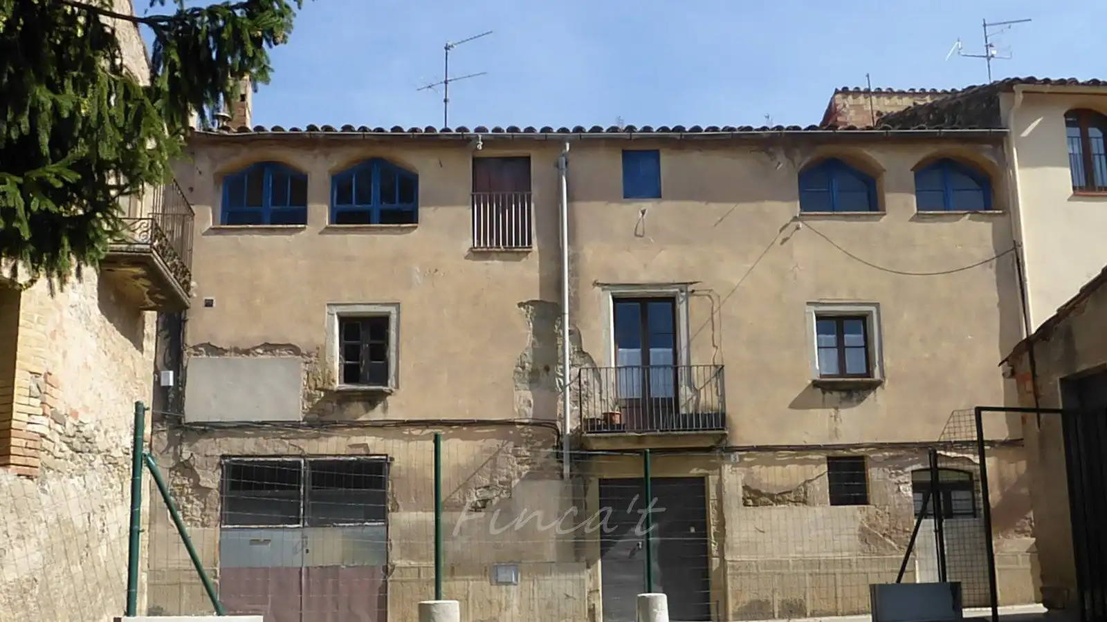 Vista exterior de Casa adosada en venda en Monistrol de Calders amb Calefacció, Terrassa i Traster