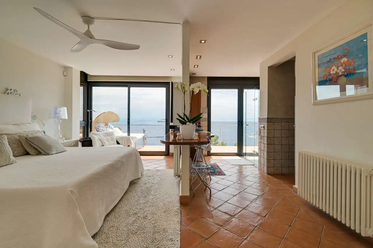 Habitación de Casa o chalet en venta en Palafrugell con Aire acondicionado, Calefacción y Jardín privado