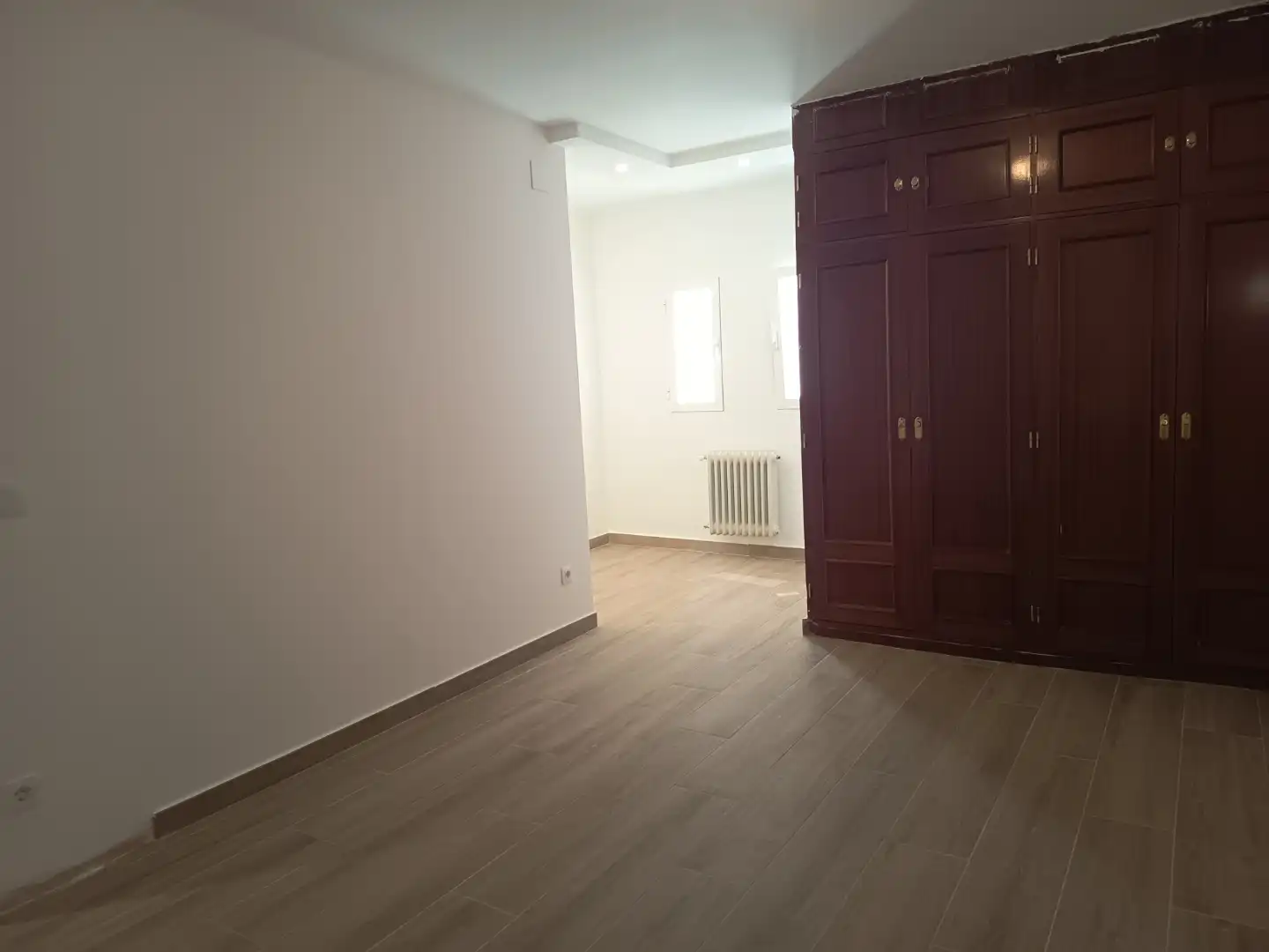 Dormitori de Casa adosada en venda en Valdepeñas amb Balcó
