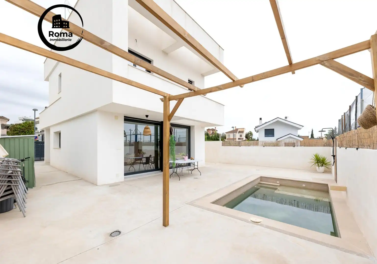 Terrassa de Casa o xalet en venda en La Zubia amb Jardí privat i Piscina
