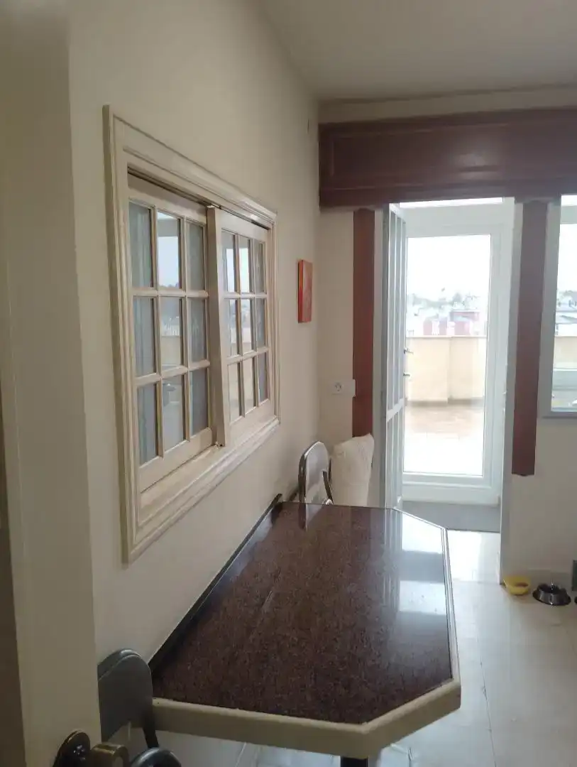 Terrasse von Wohnung zur Miete in Lugo mit Privatgarten, Abstellraum und Möbliert