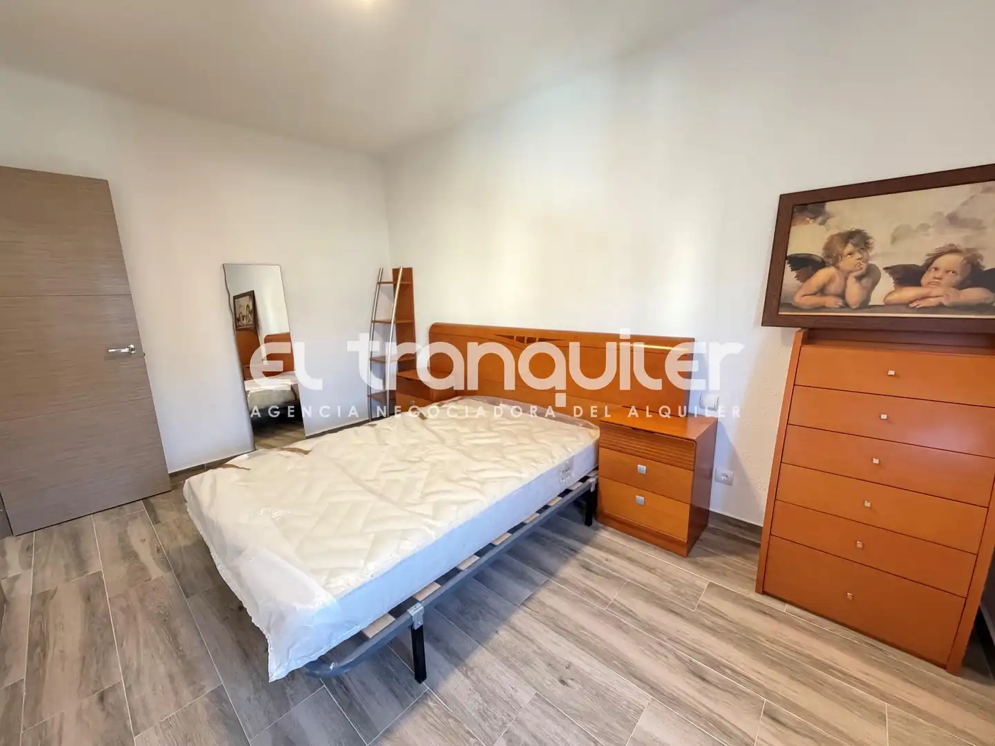 Schlafzimmer von Wohnung zur Miete in Madrid mit Klimaanlage, Möbliert und Waschmaschine