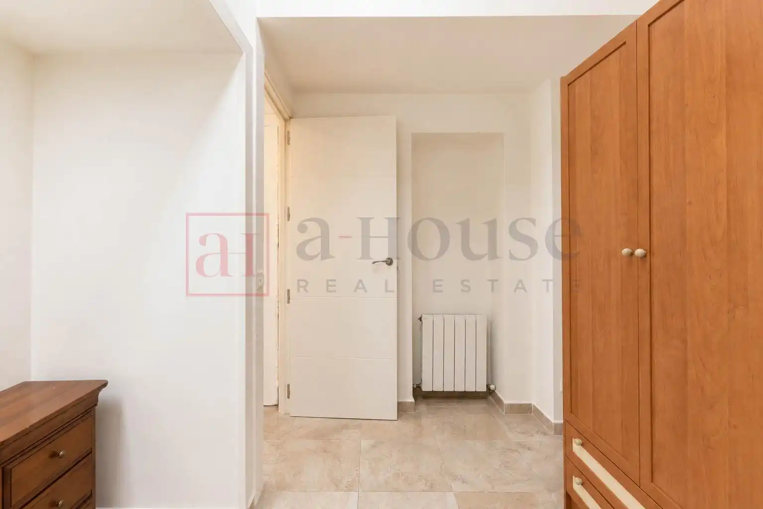 Planta baja en venta en Madrid con Calefacción y Terraza