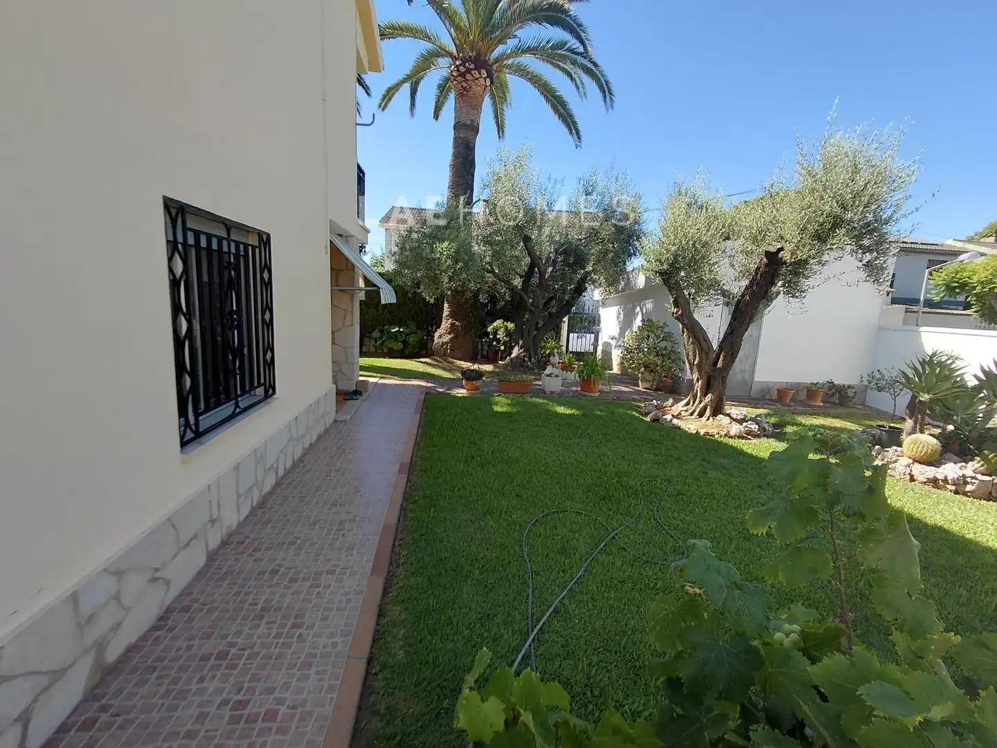 Casa aparellada amb terrassa en venda a Heliópolis, imagen 41