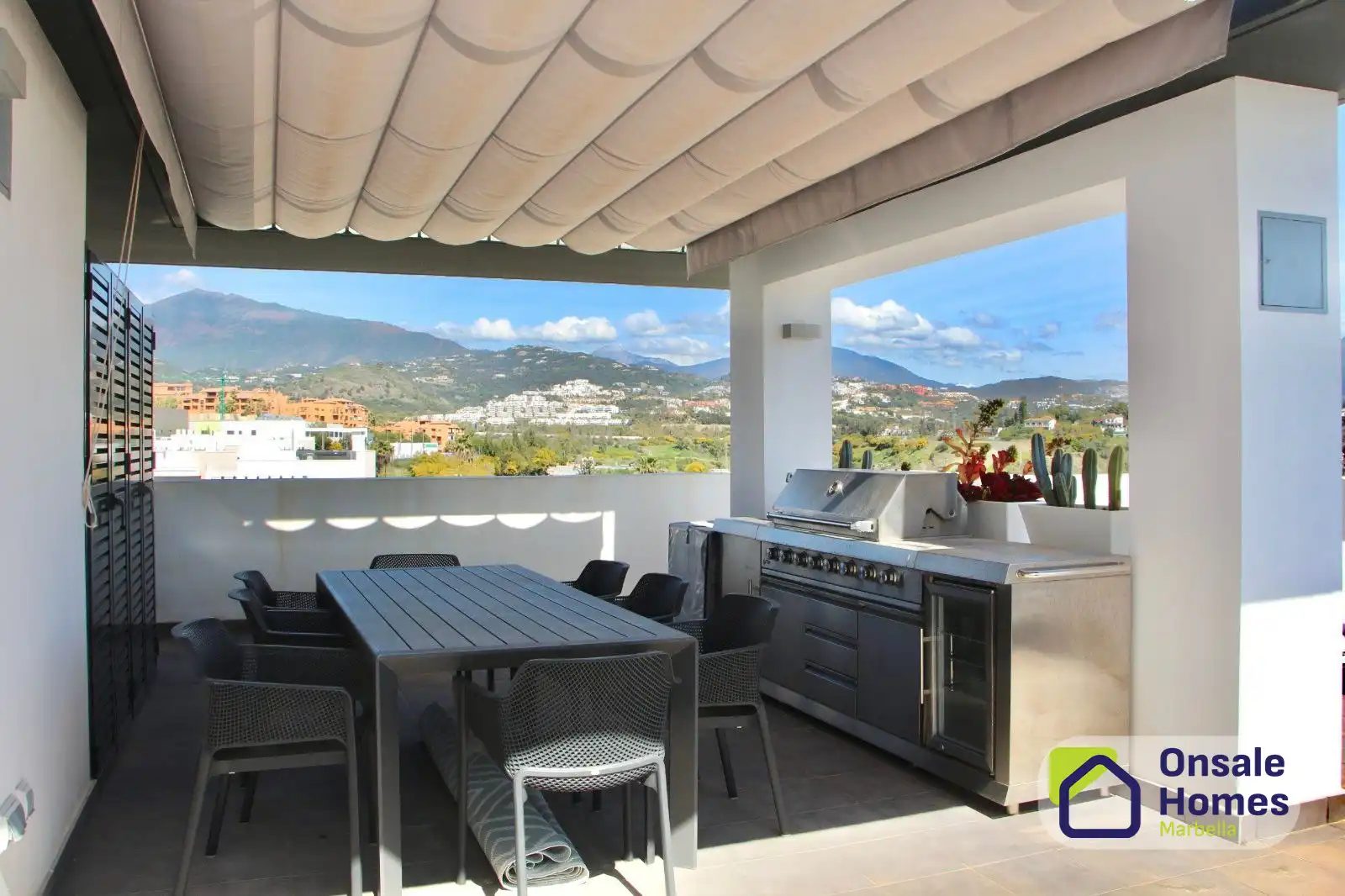 Terrace of Attic for sale in Estepona  with Air Conditioner, Terrace and Storage room