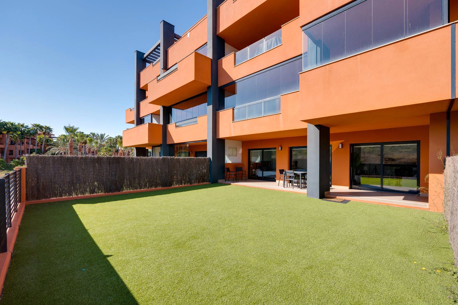 Vista exterior de Apartament en venda en Orihuela amb Terrassa, Moblat i Forn