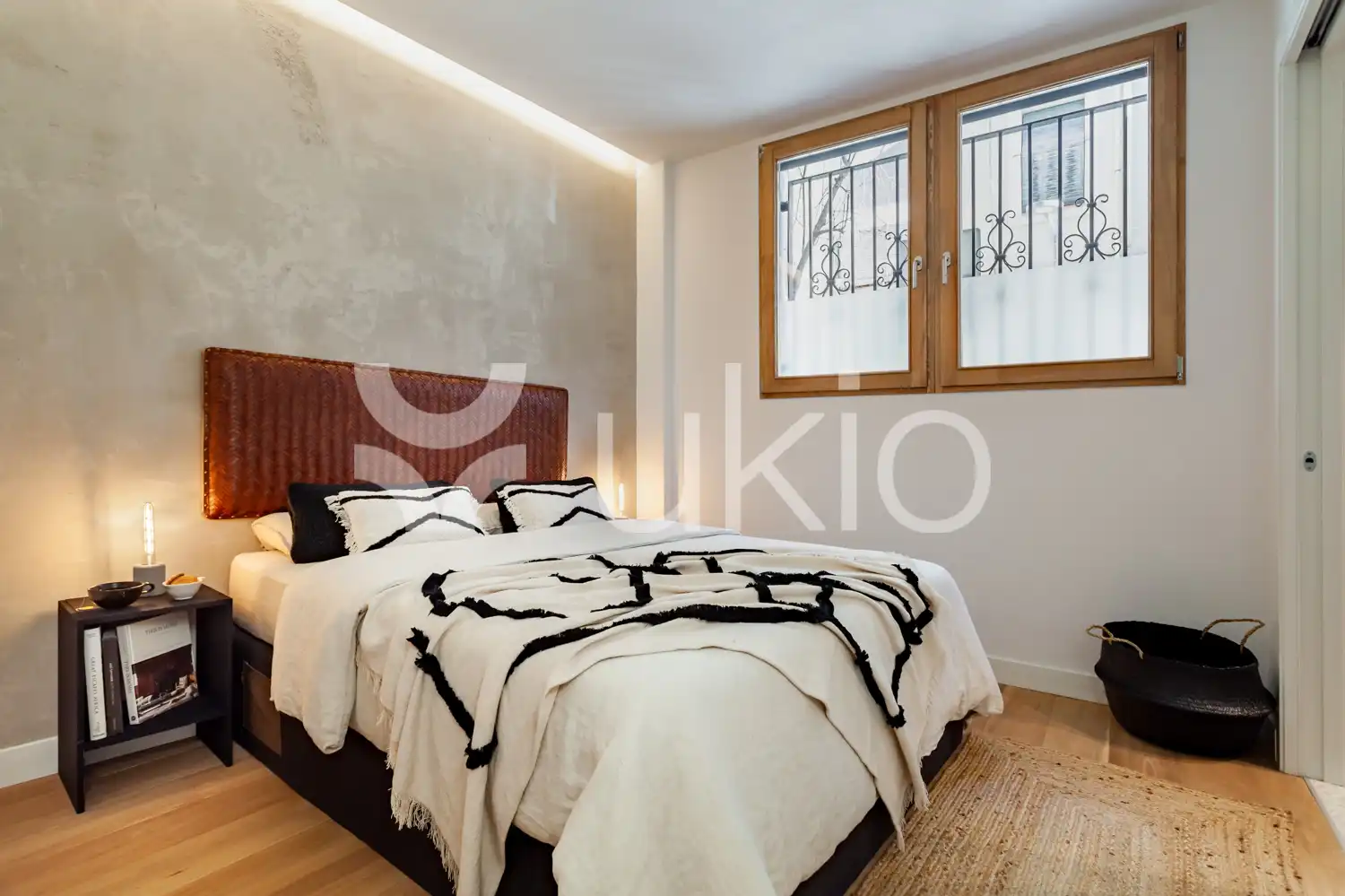Dormitori de Apartament de lloguer en Barcelona amb Aire condicionat, Calefacció i Terrassa