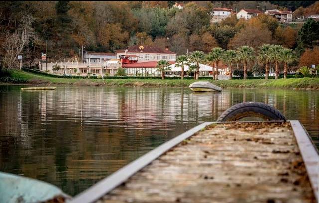 Local comercial en Alquiler en Rivela, Ribela pazos en Coles