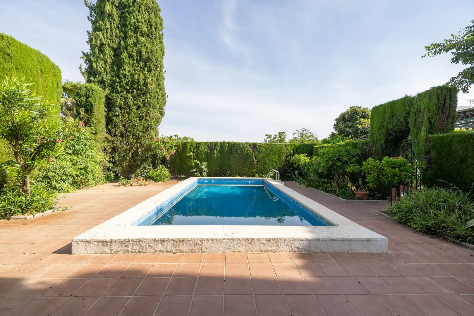 Piscina de Casa o xalet en venda en Ogíjares amb Calefacció, Jardí privat i Piscina
