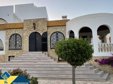Casa amb piscina en venda a Sant Jordi de Ses Salines-Sant Francesc