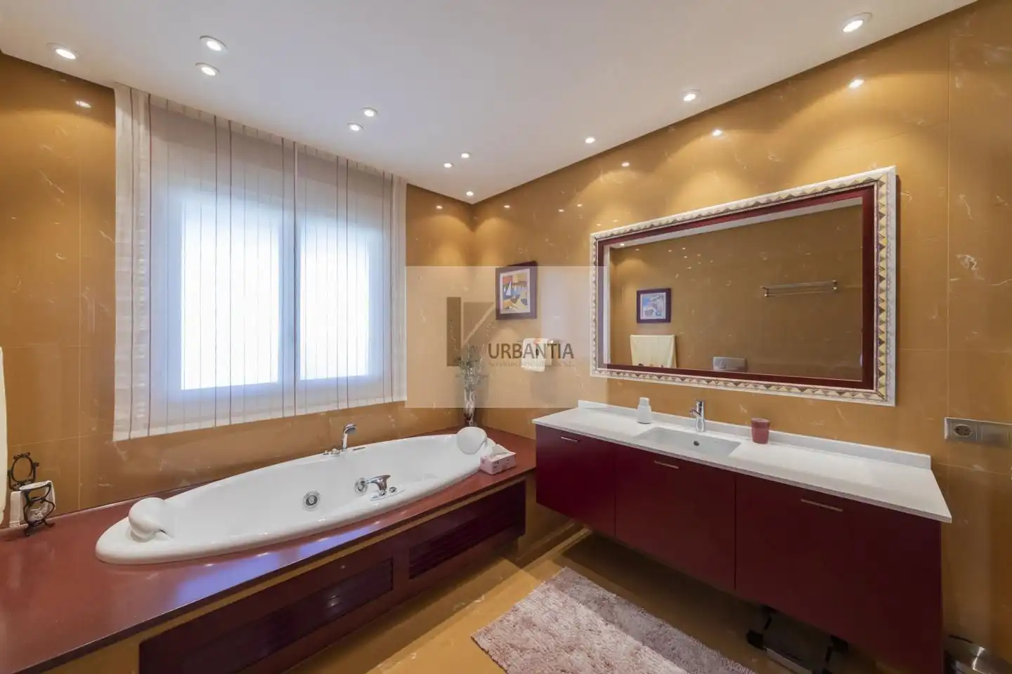 Baño de Casa o chalet en venta en Cizur con Calefacción, Jardín privado y Parquet