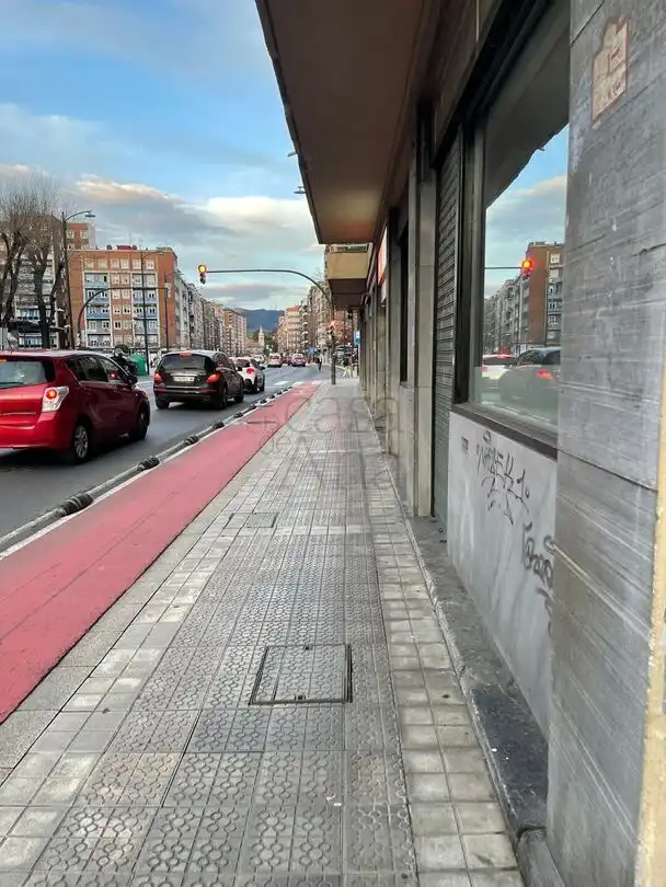 Gewerbefläche zum Verkauf in Agirre Lehendakariaren Etorbidea, imagen 4