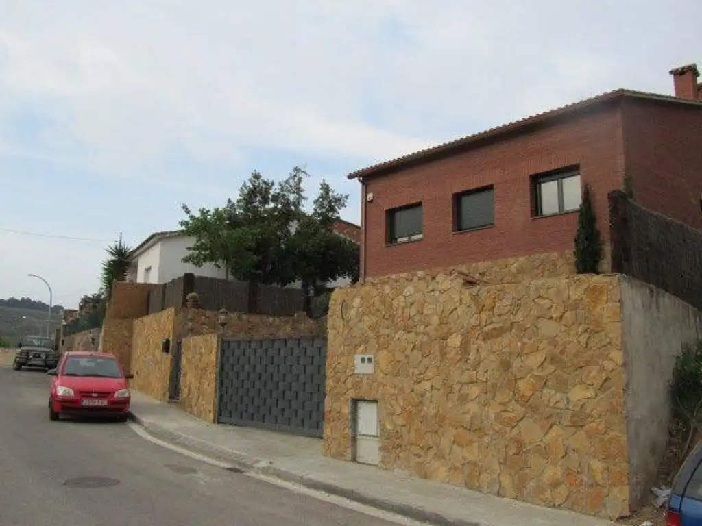 Vista exterior de Casa o chalet en venta en Martorelles con Jardín privado y Amueblado