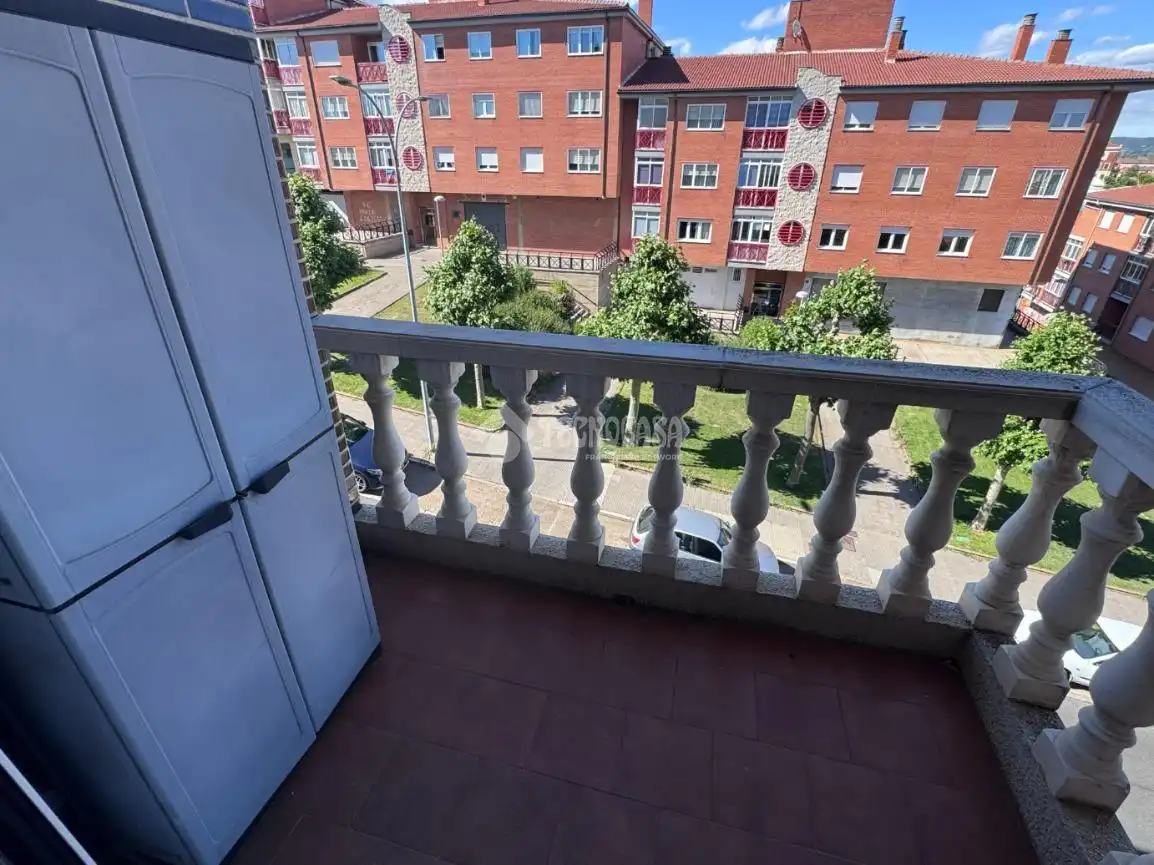 Terraza de Piso en venta en León Capital  con Calefacción, Parquet y Terraza