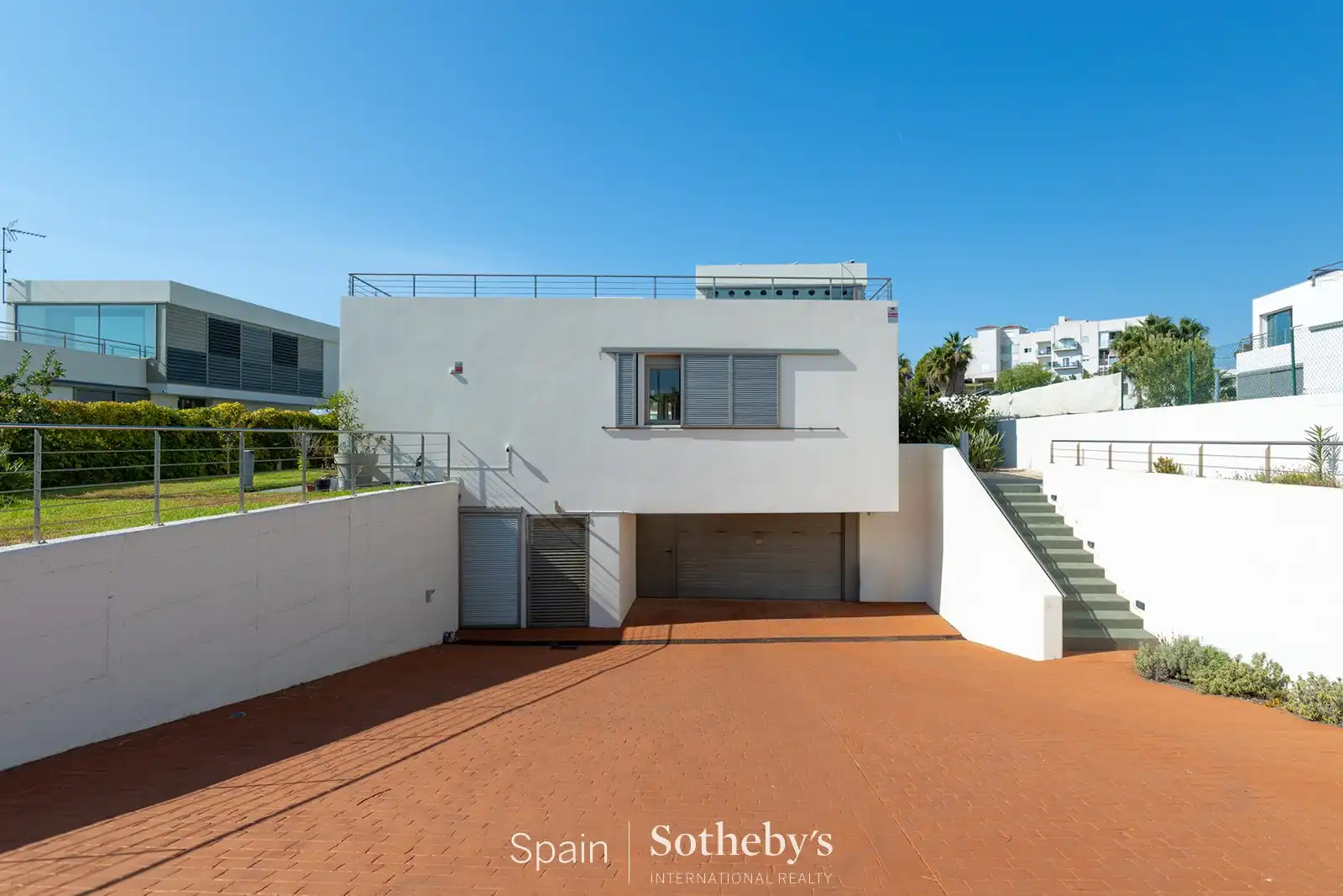 Vista exterior de Casa o xalet en venda en Arenys de Mar amb Aire condicionat, Calefacció i Jardí privat