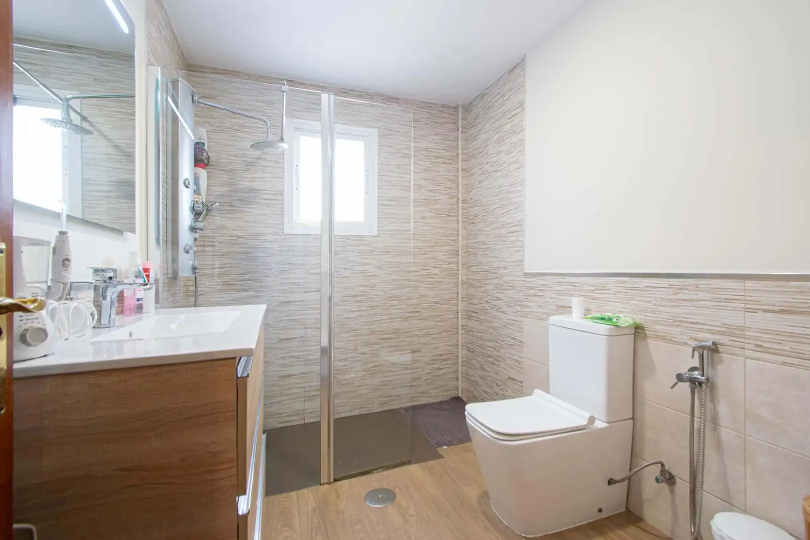 Bathroom of Detached homes for sale in Almensilla  with Private garden, Storage room and Swimming Pool