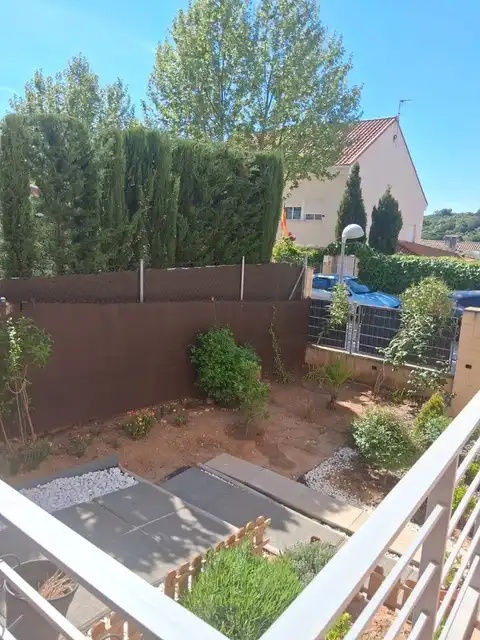 Garten von Einfamilien-Reihenhaus zum Verkauf in Uceda mit Heizung, Privatgarten und Abstellraum