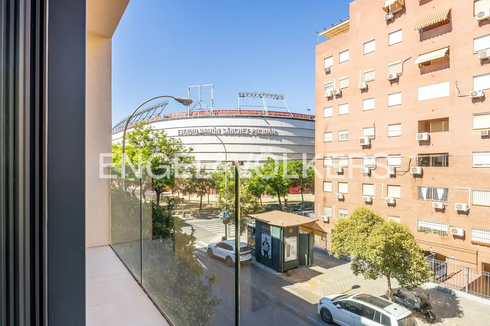 Terraza de Piso en venta en Sevilla con Aire acondicionado, Calefacción y Piscina