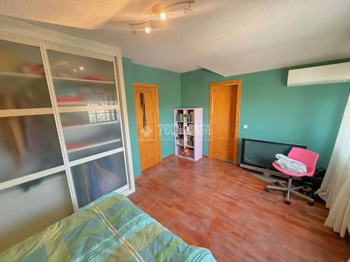 Habitación de Casa adosada en venta en Seseña con Aire acondicionado