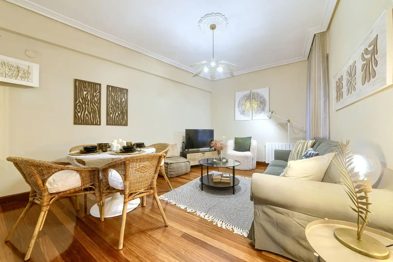 Sala de estar de Apartamento de alquiler en Bilbao  con Calefacción, Amueblado y Lavadora