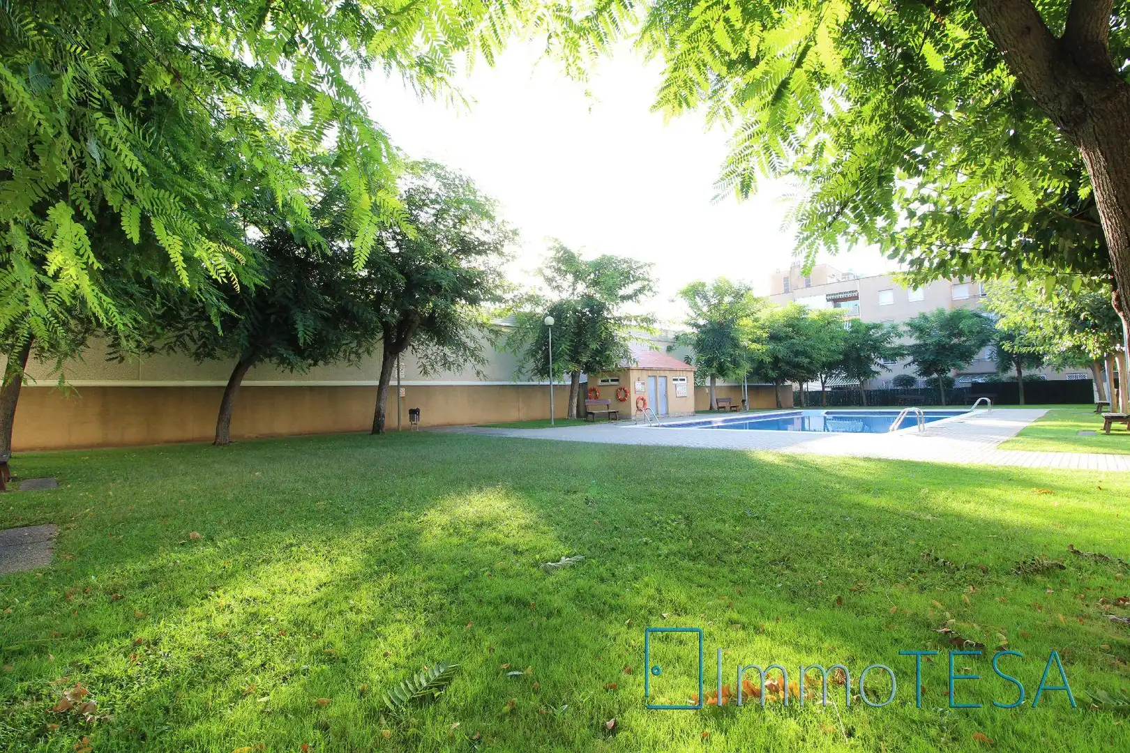 Swimming pool of Flat for sale in Barberà del Vallès  with Air Conditioner, Heating and Parquet flooring