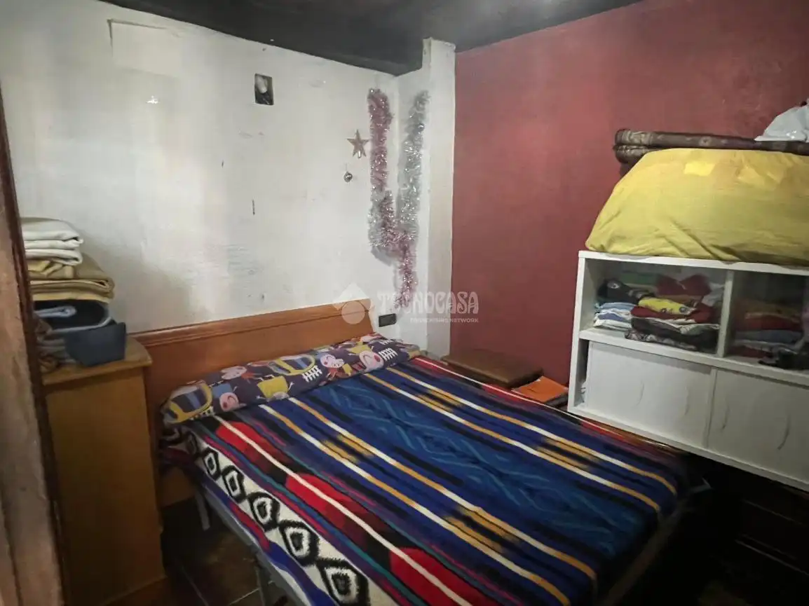 Habitación de Casa adosada en venta en Sayalonga