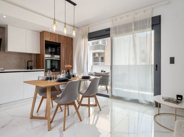 Apartament amb balcó en venda a Centro