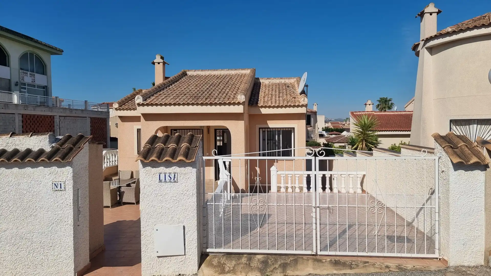 Vista exterior de Casa o chalet en venta en Rojales con Aire acondicionado, Jardín privado y Terraza