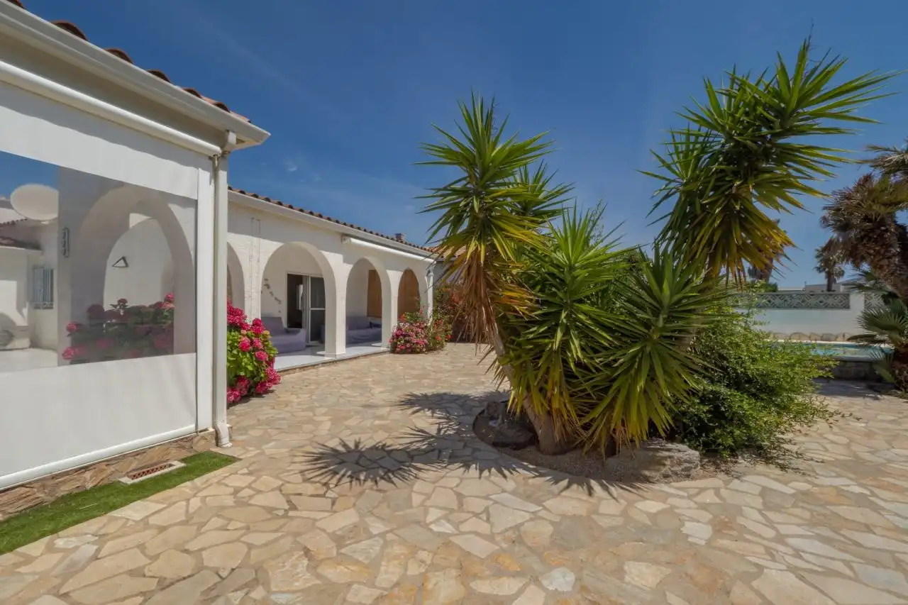 Casa con piscina in vendita a Cap Ras - Creus - Falconera, imagen 11