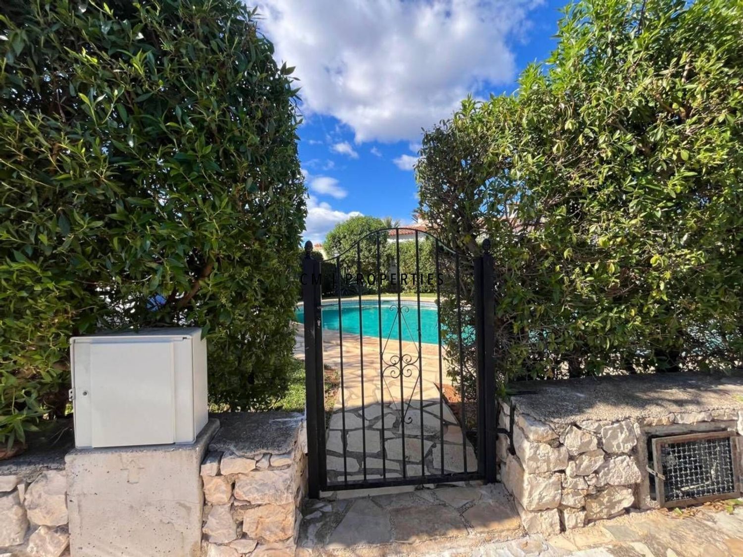 Piscina de Casa o xalet en venda en Dénia amb Aire condicionat, Calefacció i Terrassa