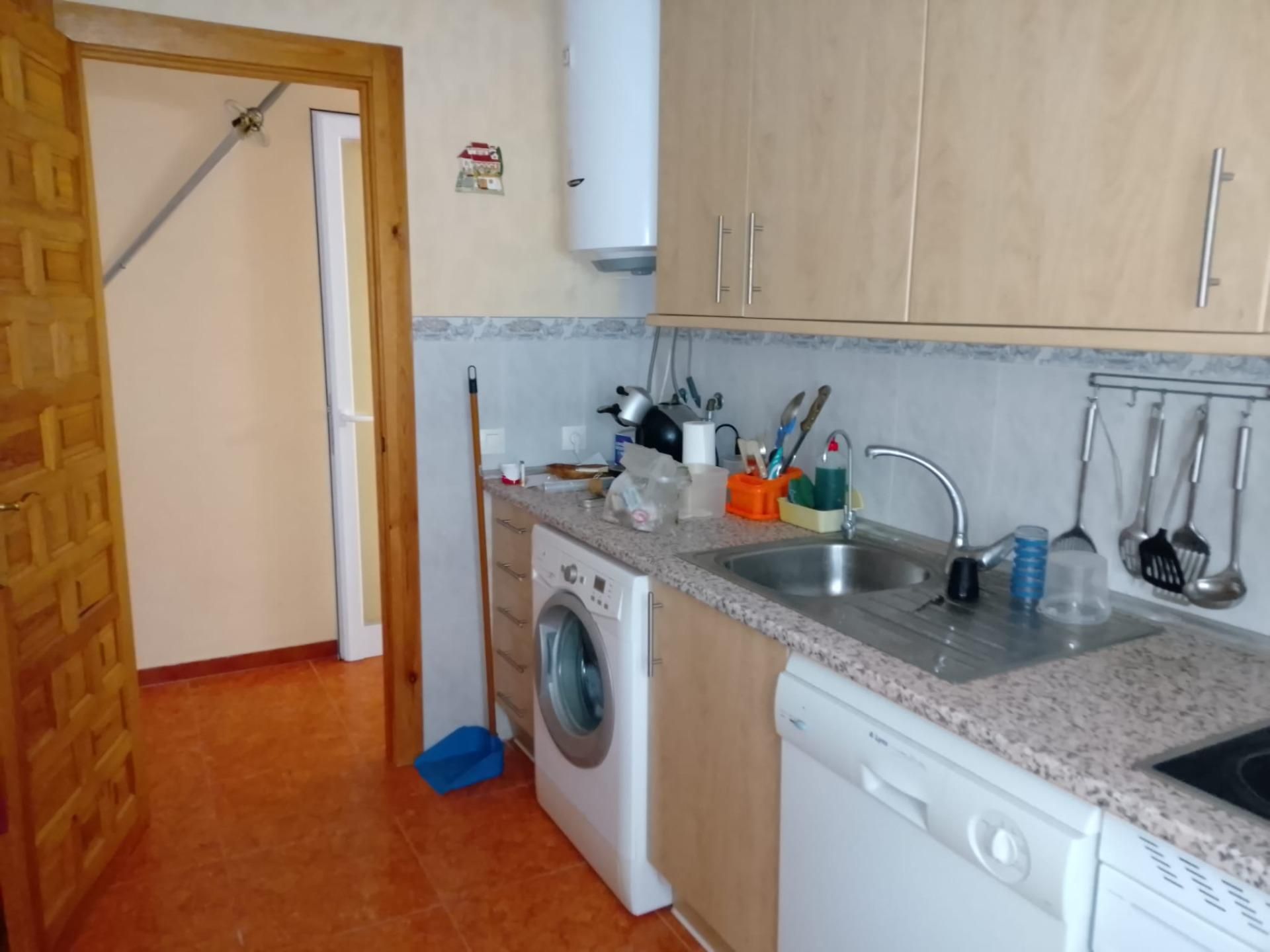 Kitchen of House or chalet for sale in El Viso de San Juan  with Terrace, Swimming Pool and Balcony