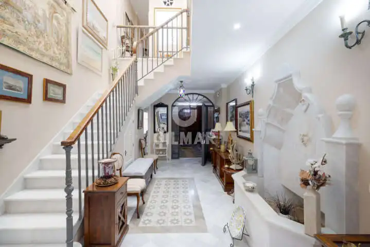 Casa adosada en venta en El Puerto de Santa María con Calefacción y Jardín privado