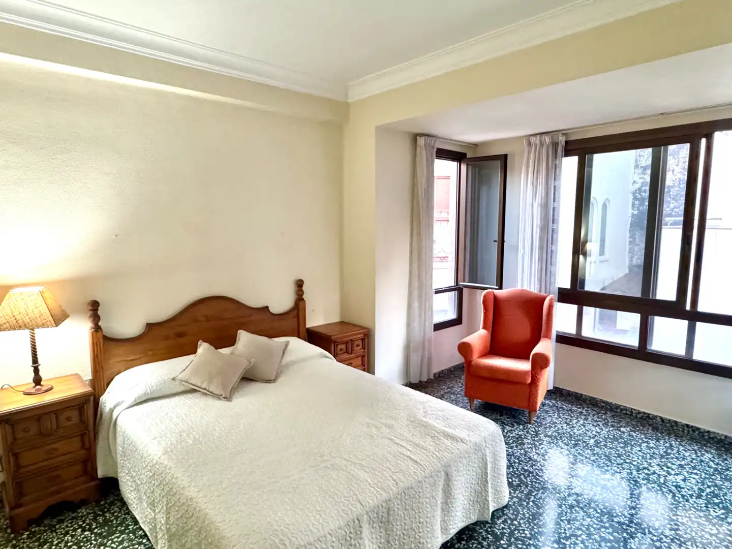 Piso con ascensor en venta en Carrer d'Enmig 138, imagen 5
