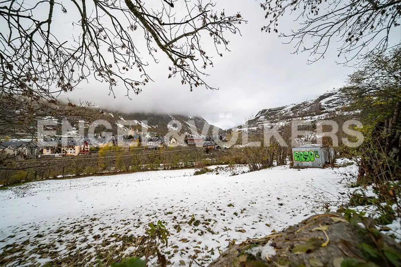 Exterior view of Residential for sale in Naut Aran