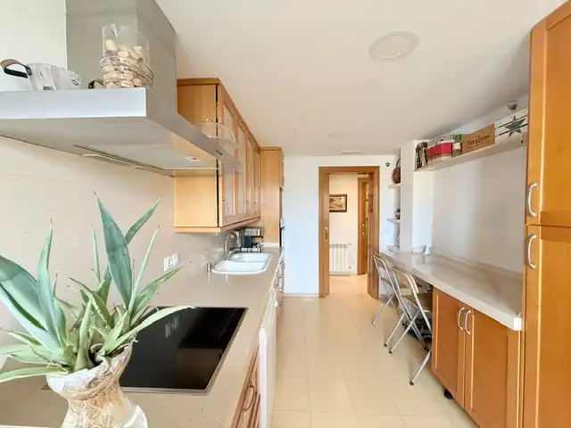Cocina de Piso en venta en Castellón de la Plana / Castelló de la Plana con Calefacción y Trastero