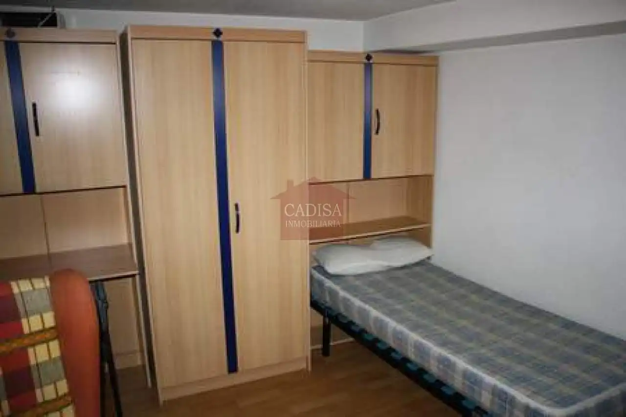 Bedroom of Study for rent in Salamanca  with Heating and Furnished